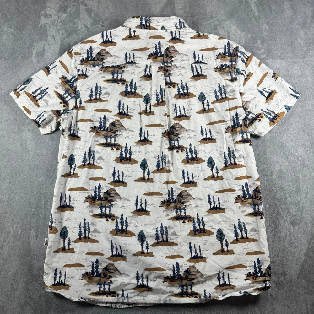The North Face Mens Large Camping Forest Print Short Sleeve Button Down Shirt